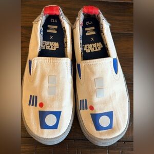 TOMS Star Wars R2-D2 Canvas Slip-Ons kids size 12